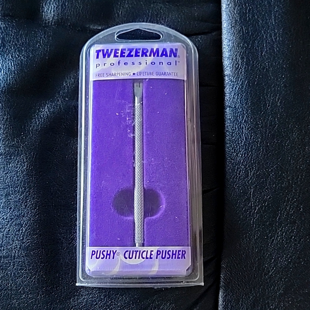 Tweezerman Pushy Cuticle Pusher